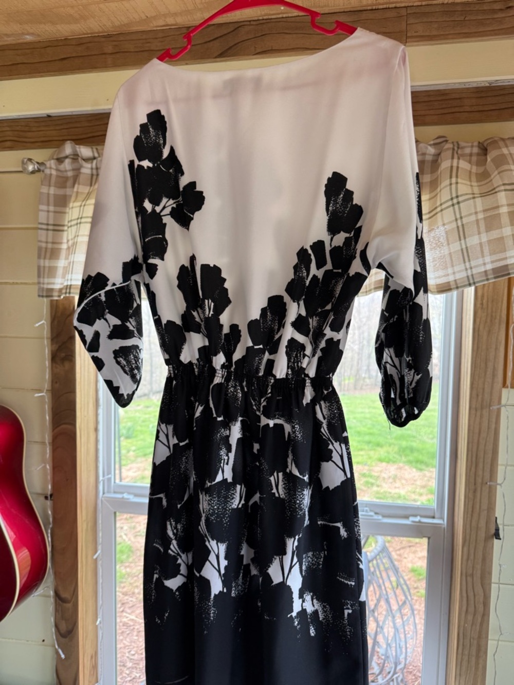 White House Black Market Black and White Floral Midi Dress